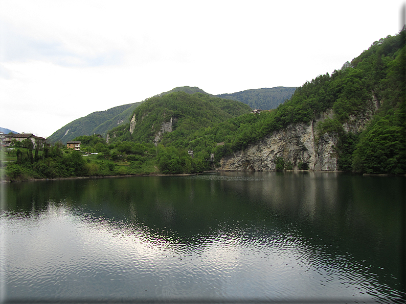 foto Passeggiata Rocca - Zanetti - Corlo